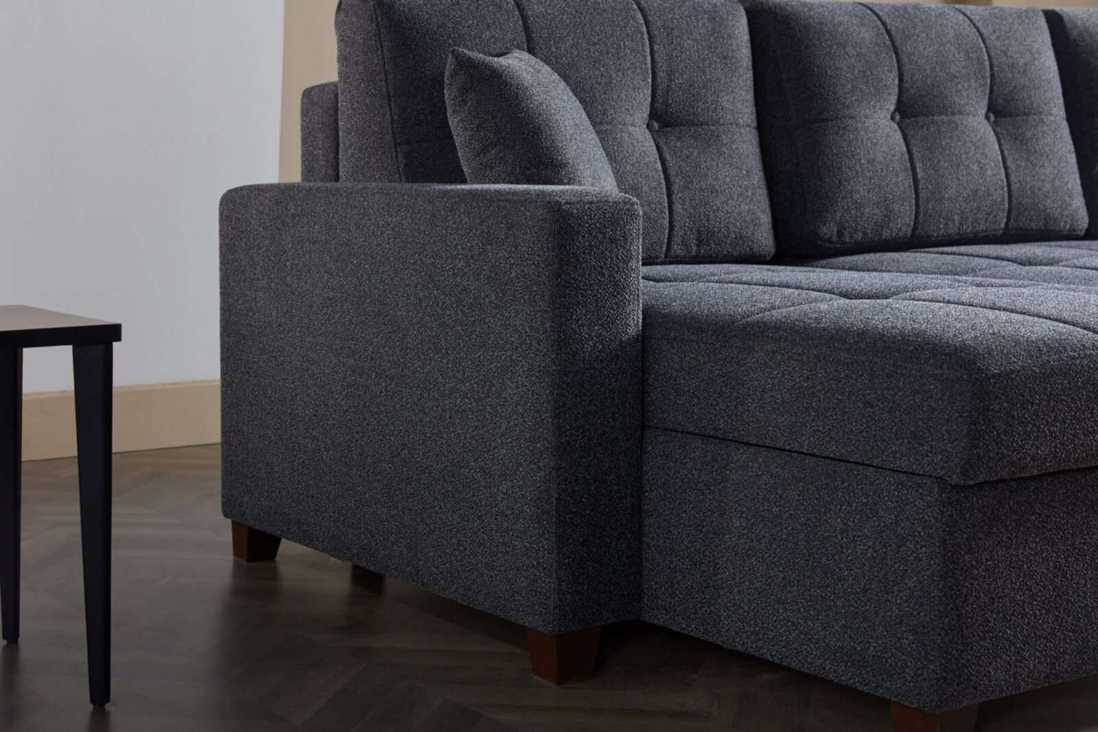mocca-sectional-luxurious-bed